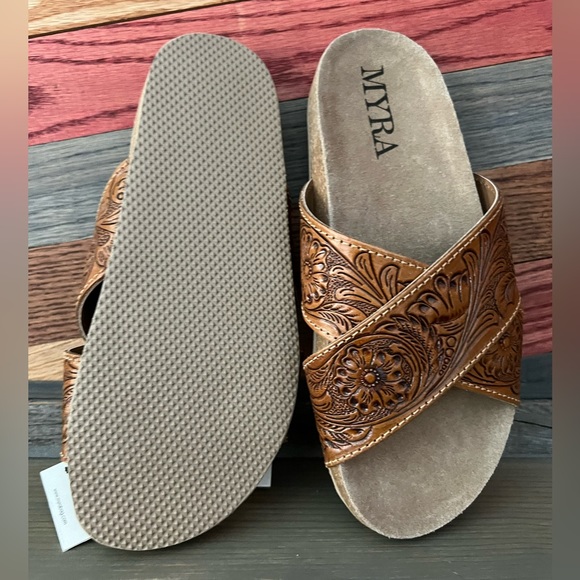 New Release Amazing Myra Bag Handmade Tooled Genuine Leather Spring Sandals - Picture 6 of 11